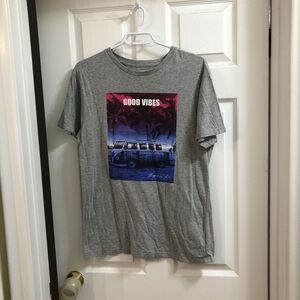 M good vibes t shirt